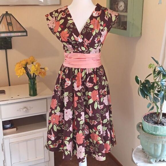 Folter Floral Patterned Dress. - Picture 1 of 10